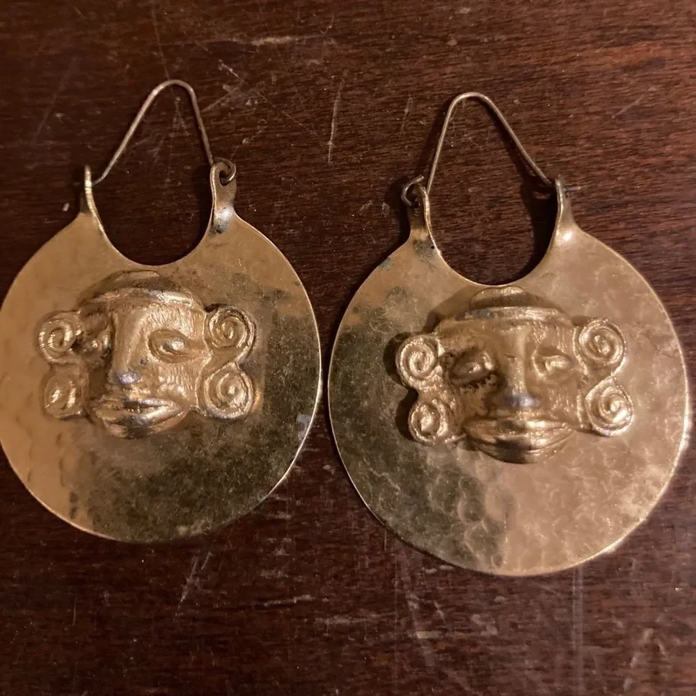 Vintage earring